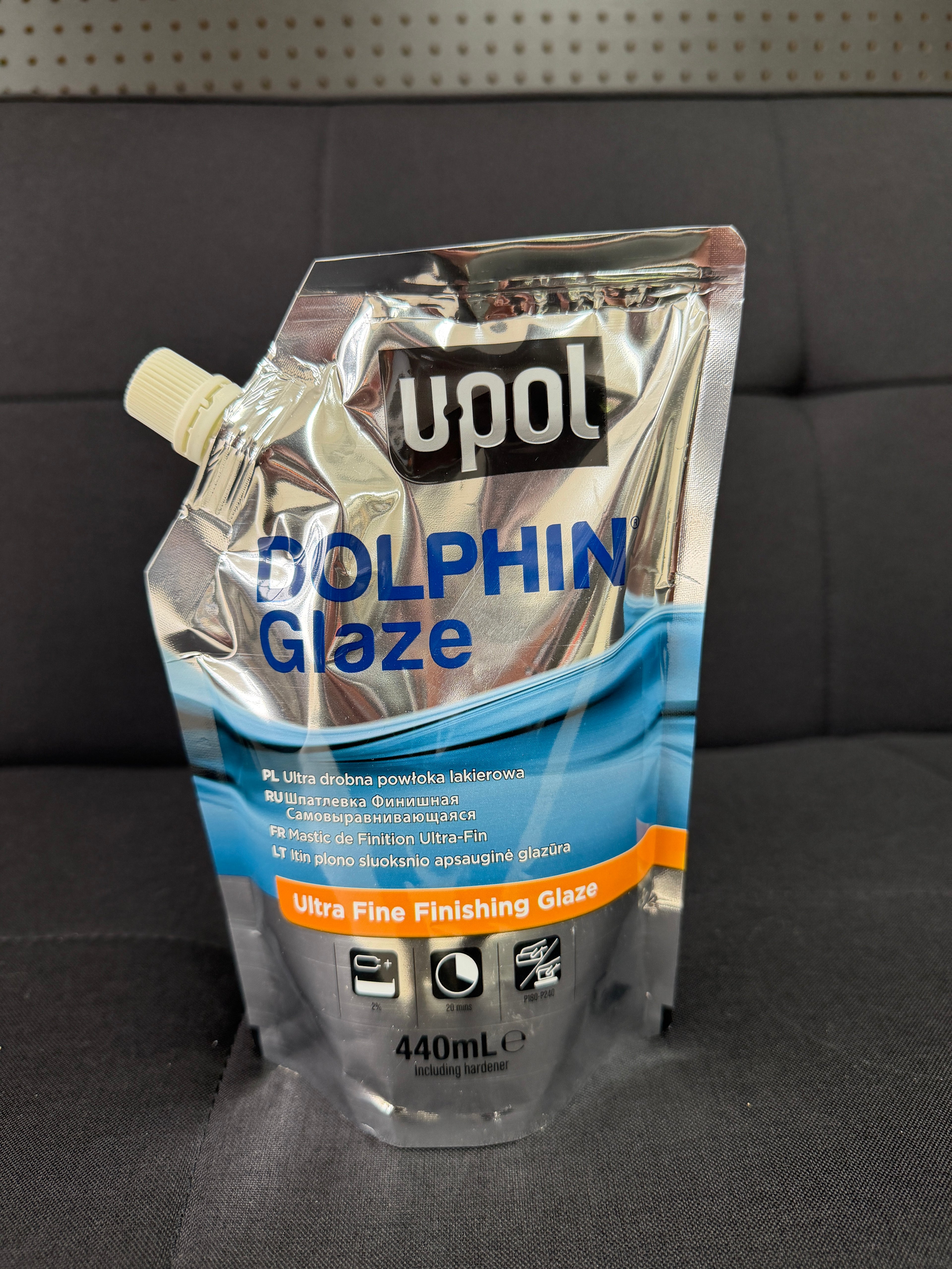 U-POL Dolphin Glaze Ultra Fine Finishing Glaze 440mL